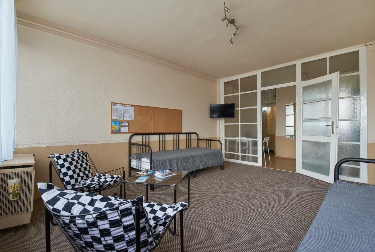 Lem Suburban Apartment บูดาเปสต์ ภายนอก รูปภาพ